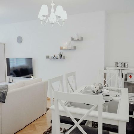 Apartman M5 Джяково Экстерьер фото