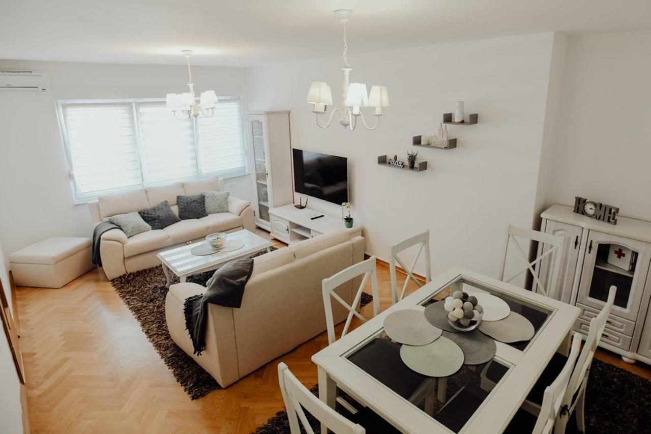 Apartman M5 Джяково Экстерьер фото