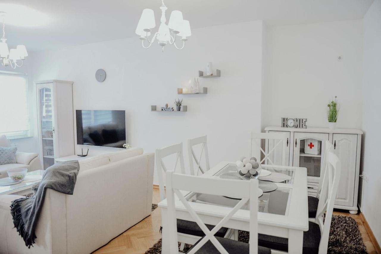 Apartman M5 Джяково Экстерьер фото